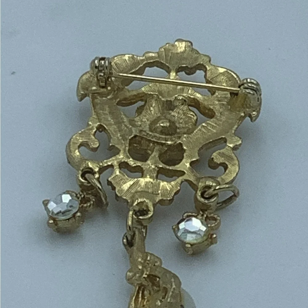 Craft Gold Tone Scrolled Brooch with Dangling Faux Pearls